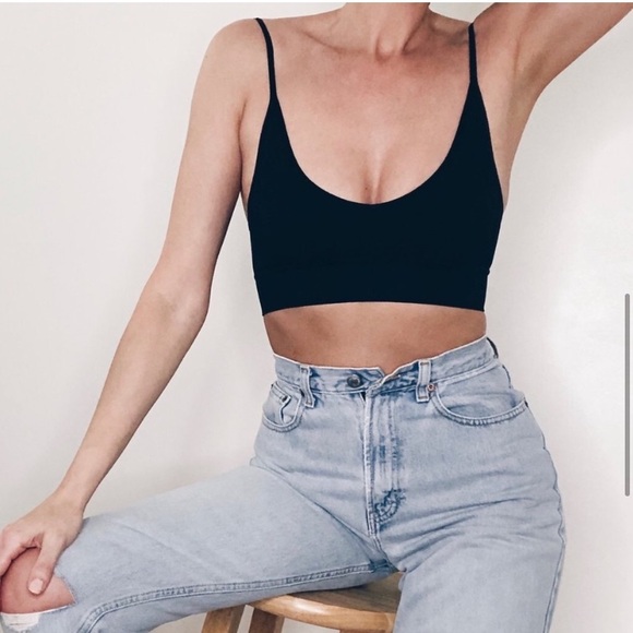 LAST 1 M/L New Comfy Fit Seamless Minimalist Bralette Bra - Picture 2 of 8